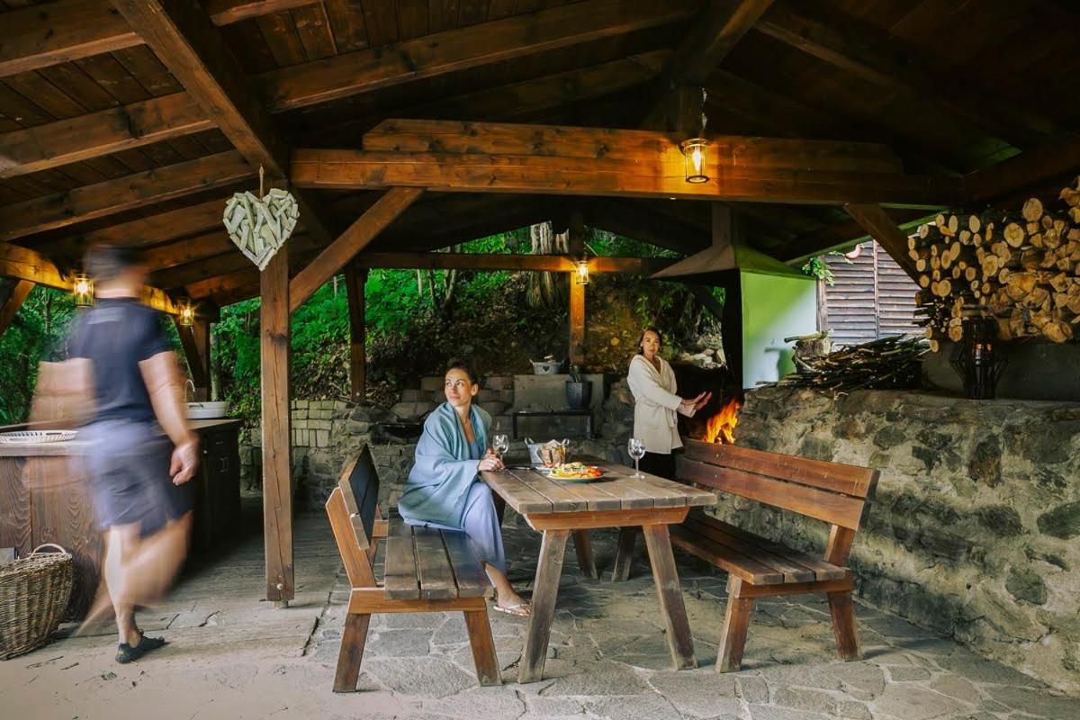 Bylo Nebylo apartmány Vítkovice Exterior foto